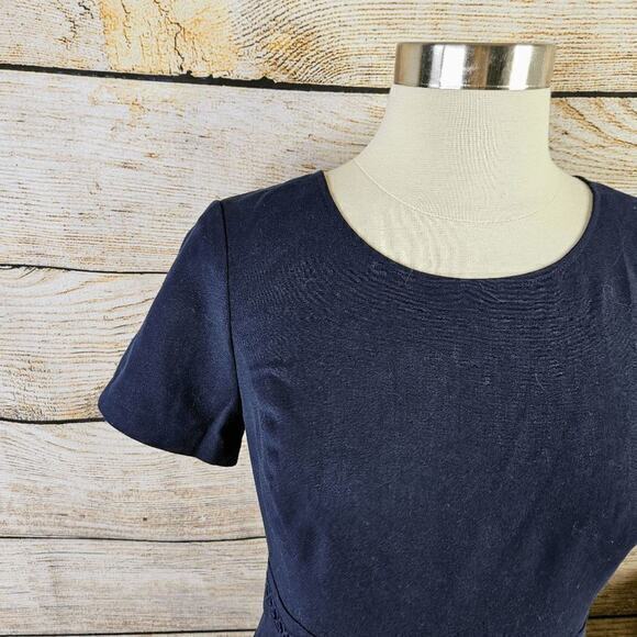 Lark & Ro Short Sleeve Fit and Flare Navy Dress Size 8 - Picture 4 of 9